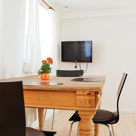 One-bedroom In * كْريستانسفيلد